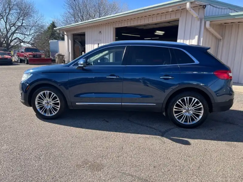 2017 Lincoln MKX Reserve AWD's photo