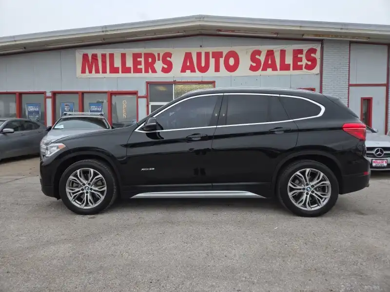 2017 BMW X1 xDrive28i's photo