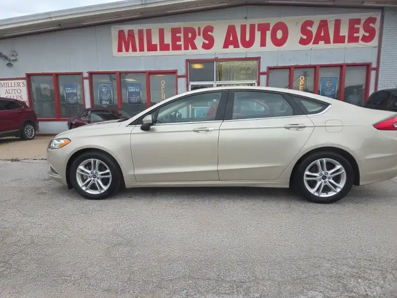 2018 Ford Fusion SE FWD's photo