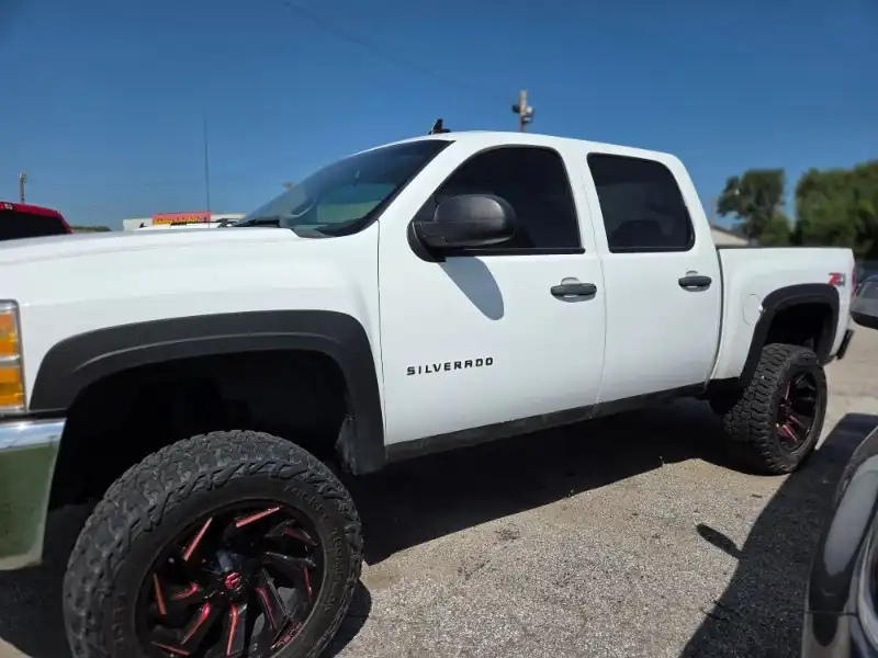 2013 Chevrolet Silverado 1500 LT 4WD Crew Cab's photo