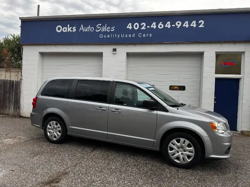 2018 Dodge Grand Caravan SE's photo