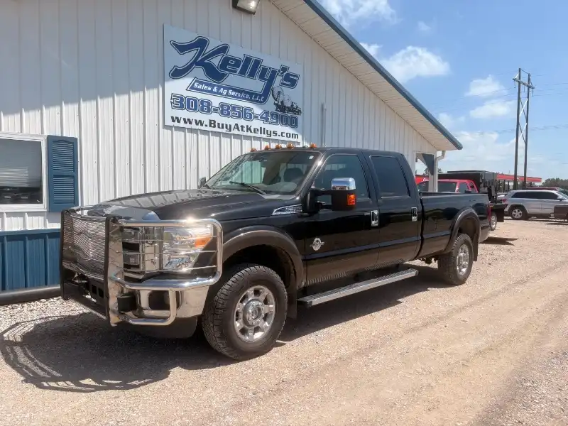 2016 Ford F-350 Lariat 4x4 Crew Cab 6-1/2' Box SRW's photo