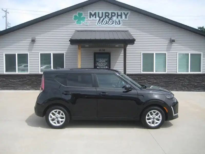 2023 Kia Soul 2.0 LX IVT's photo