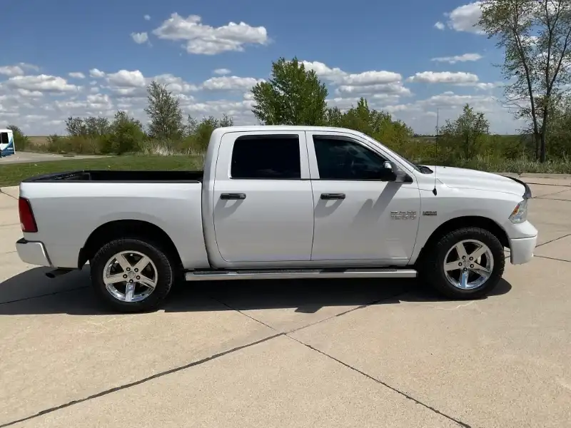 2015 RAM 1500 Tradesman 4x4 Crew Cab's photo