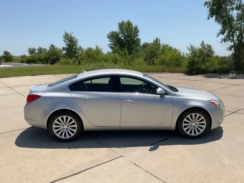 2011 Buick Regal CXL's photo