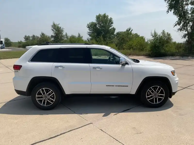 2020 Jeep Grand Cherokee Limited 4WD's photo