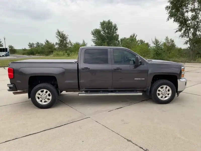 2015 Chevrolet Silverado HD 1LT Crew Cab Standard Box's photo
