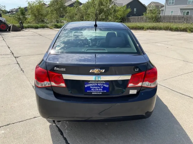 2014 Chevrolet Cruze 1LT Auto photo 3