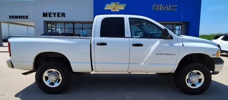 2003 Dodge Ram 2500 ST 4X4 QUAB CAB SWB's photo
