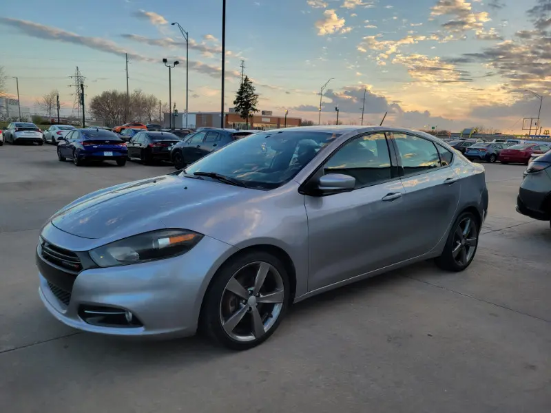 2015 Dodge Dart 2.4 GT photo 3