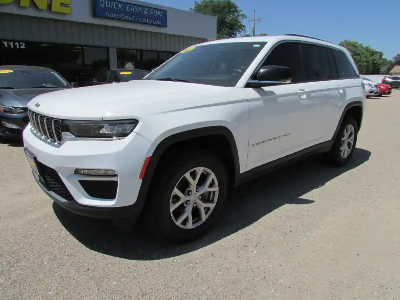 2022 Jeep Grand Cherokee Limited 4x4's photo