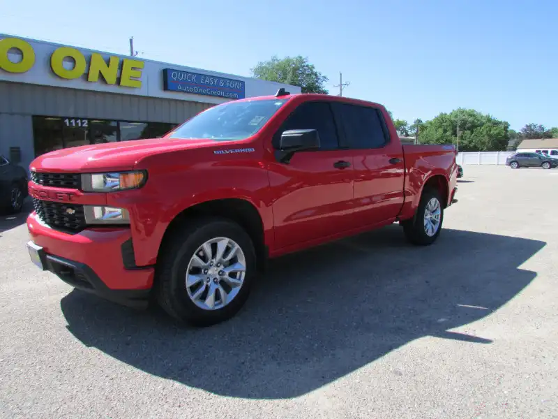 2021 Chevrolet Silverado 1500 Custom 4X4 Crew Cab Short Box's photo