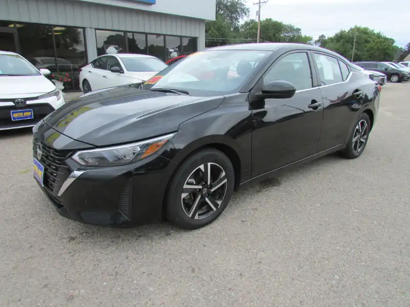 2024 Nissan Sentra SV CVT's photo