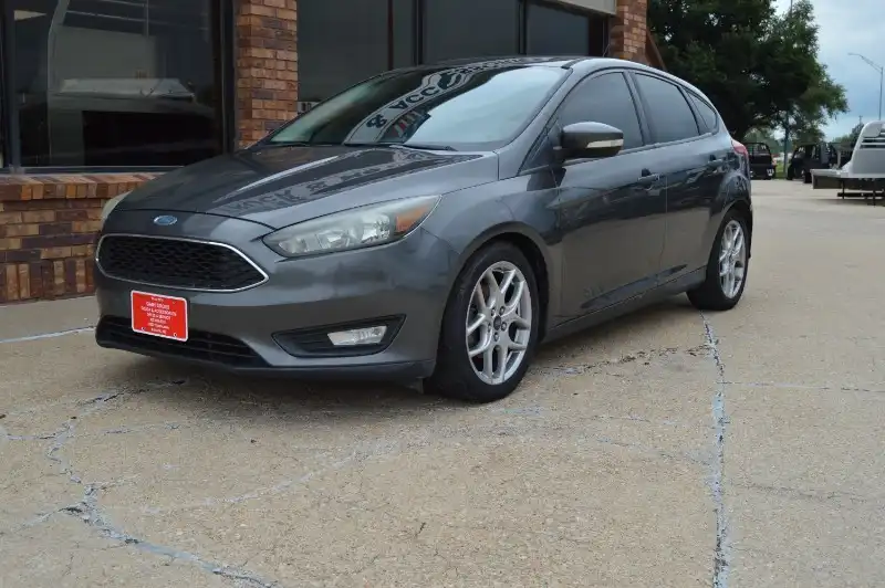 2015 Ford Focus 5 Door Hatch SE's photo