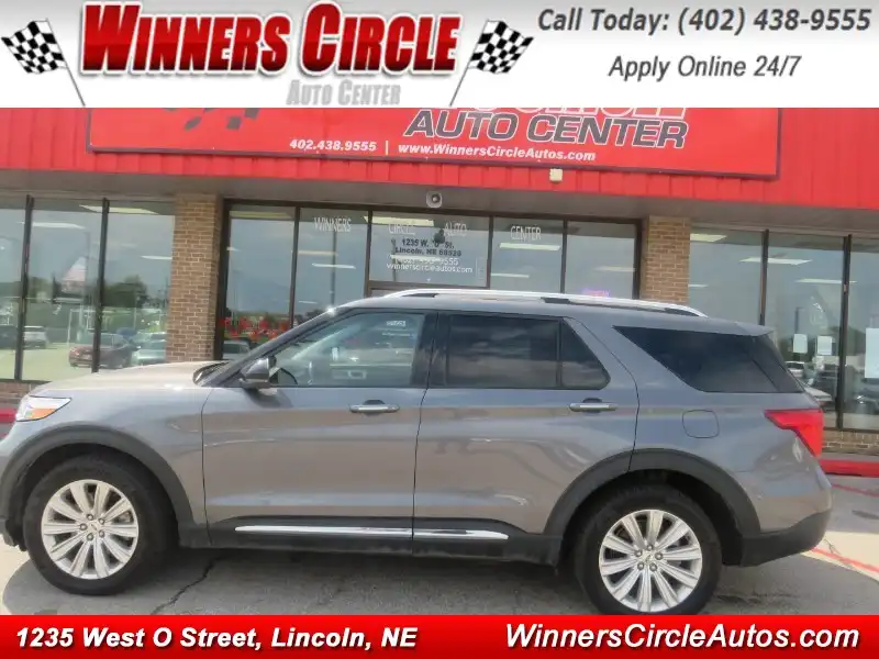 2021 Ford Explorer Hybrid Limited 4WD's photo