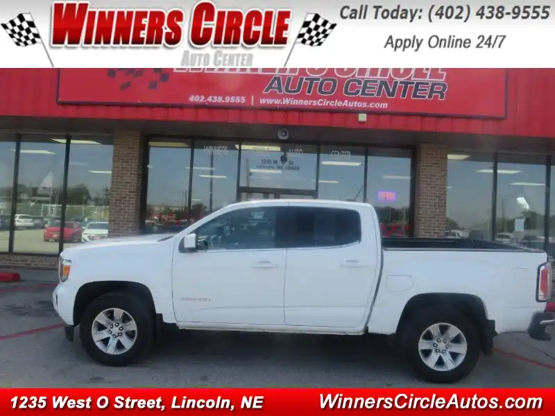 2016 GMC Canyon SLE 4WD Crew Cab Short Box's photo