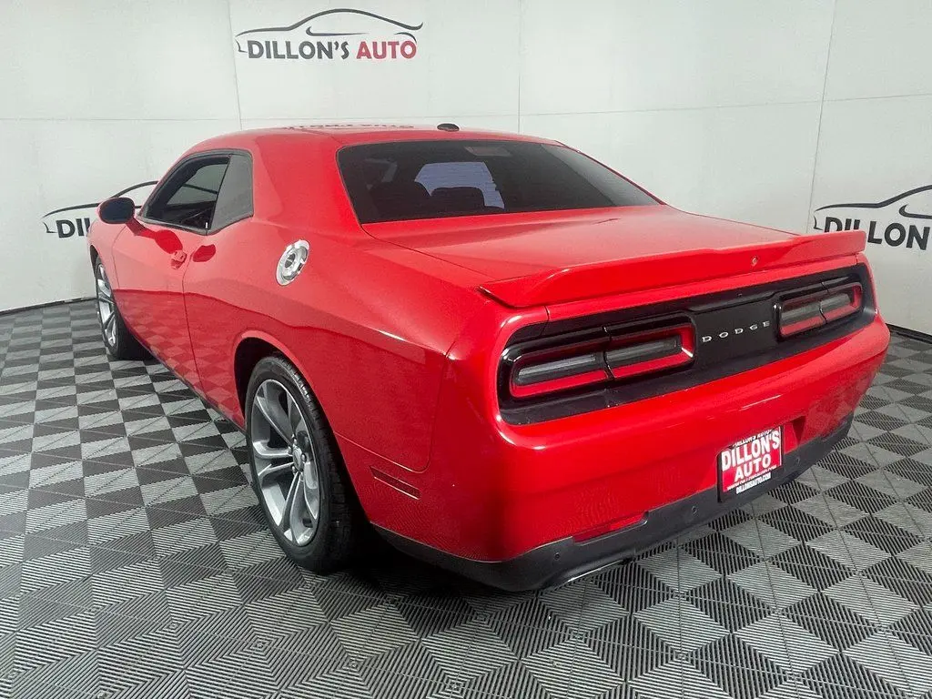 2021 Dodge Challenger R/T photo 4