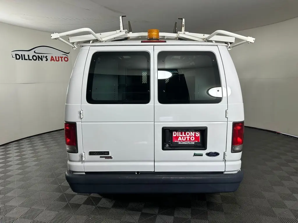 2014 Ford E-Series E-150 Van photo 5