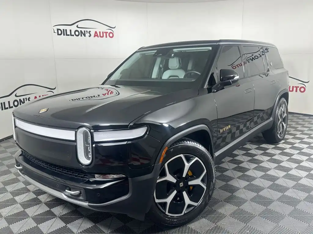 2023 Rivian R1S Adventure Quad-Motor Large Pack's photo