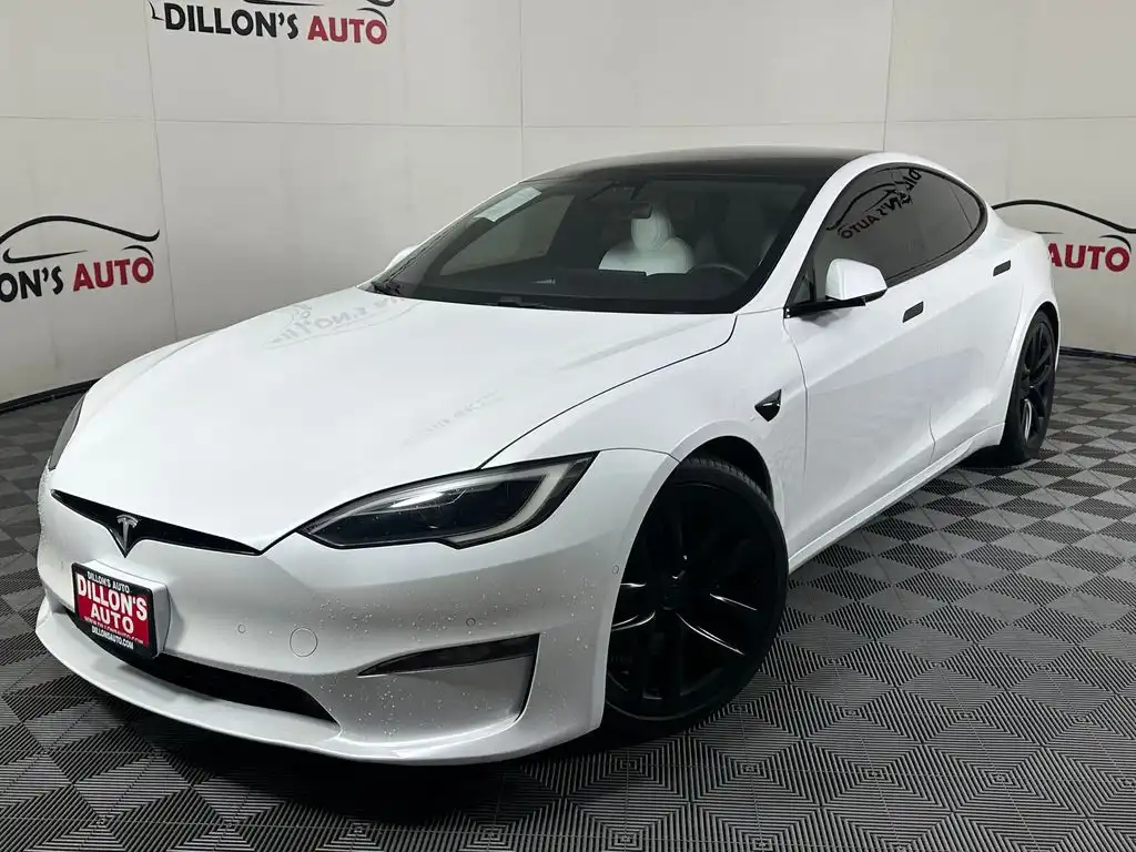 2023 Tesla Model S Base's photo