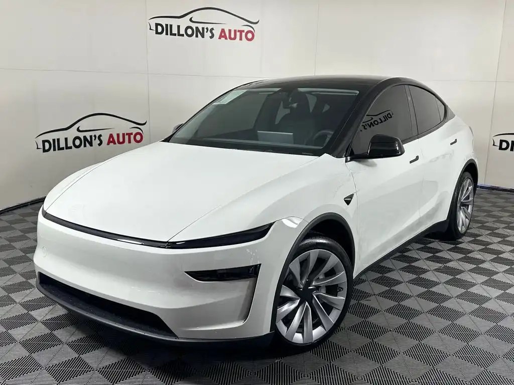 2026 Tesla Model Y Premium All-Wheel Drive's photo
