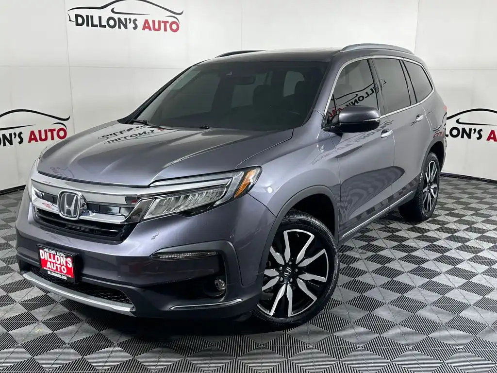 2022 Honda Pilot Touring-7 AWD's photo