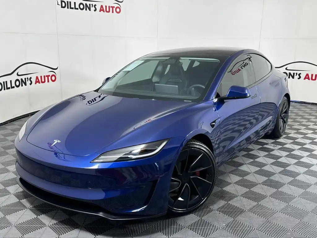 2024 Tesla Model 3 Performance's photo