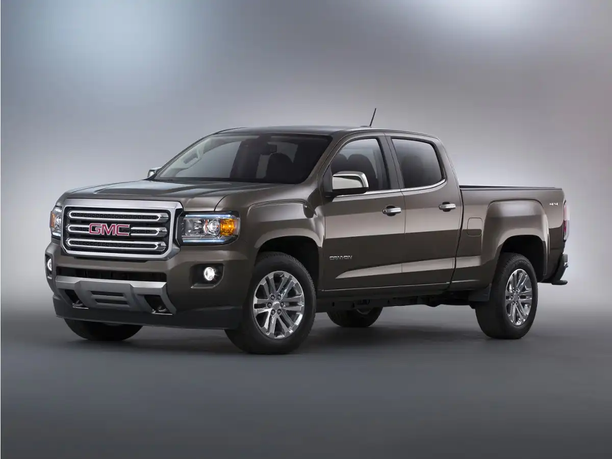2019 GMC Canyon Denali 4WD Crew Cab Short Box's photo