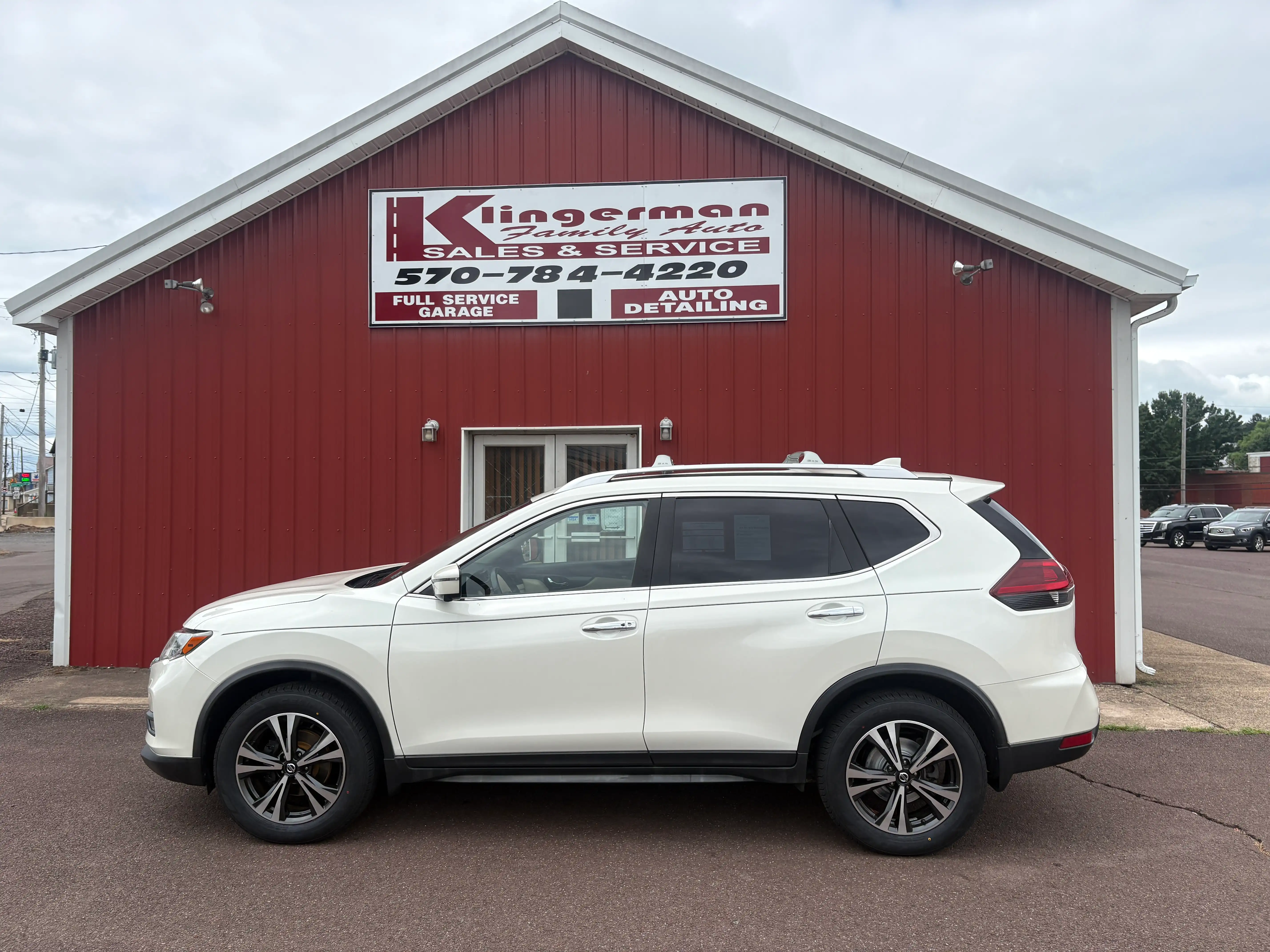 2020 Nissan Rogue SV AWD's photo