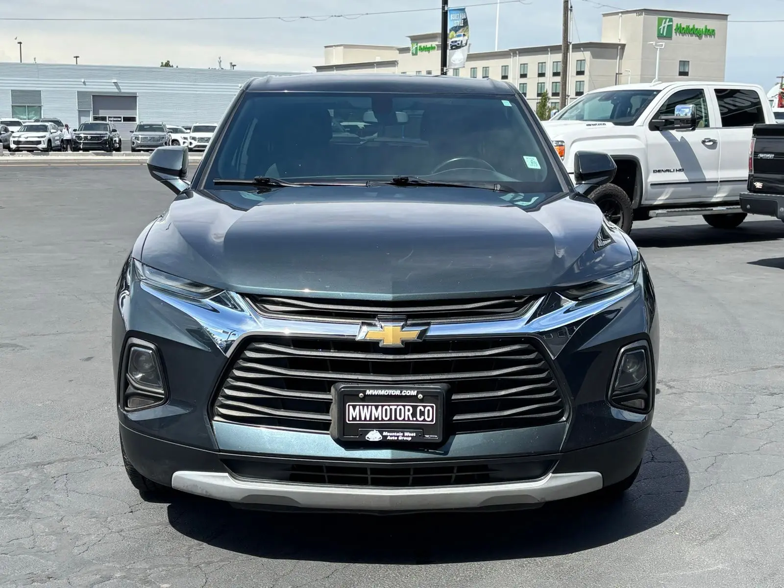 Vehicle Image 2