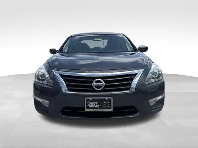 2013 Nissan Altima 2.5 S CVT photo 2