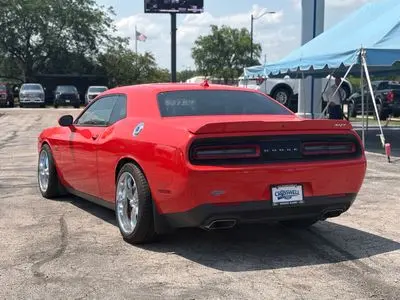 2016 Dodge Challenger SRT 392 photo 5