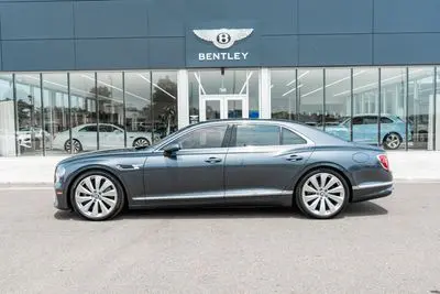 2026 Bentley Flying Spur undefined photo 5