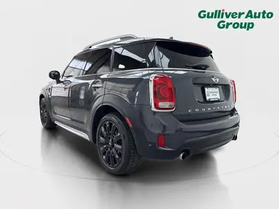 2017 MINI Cooper S ALL4 photo 5
