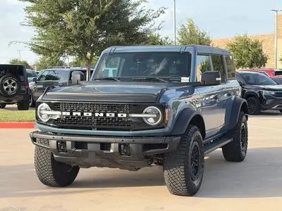 2024 Ford Bronco Wildtrak 4x4 photo 3