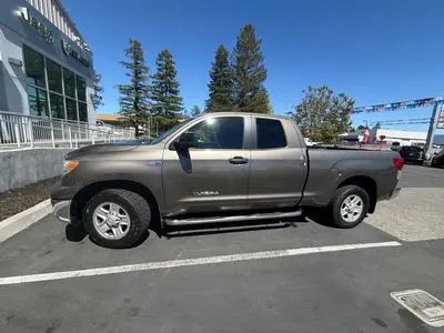 2011 Toyota Tundra 5.7 Auto Tundra Grade Double Cab photo 4