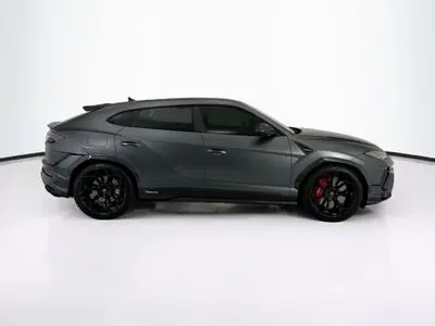 2024 Lamborghini Urus 4.0 V8 Performante photo 4