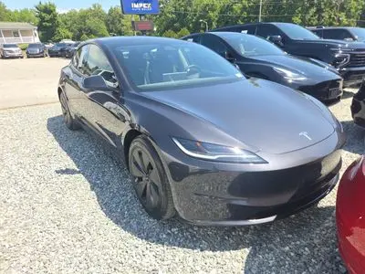 2025 Tesla Model 3 Long Range AWD photo 2