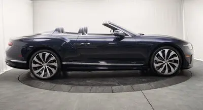 2026 Bentley Continental GT undefined photo 2