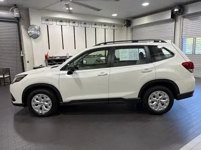 2024 Subaru Forester Base photo 2