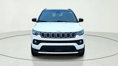 2024 Jeep Compass Limited 4X4 photo 2