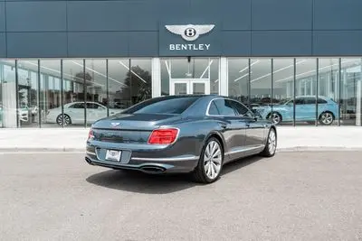 2026 Bentley Flying Spur undefined photo 3