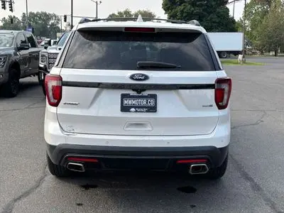 2016 Ford Explorer Sport 4WD photo 4