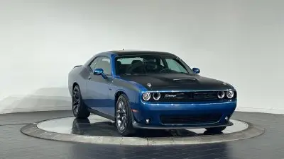 2023 Dodge Challenger R/T photo 2