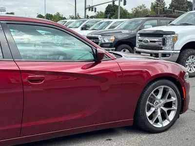 2020 Dodge Charger SXT photo 3