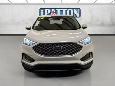 2024 Ford Edge SEL AWD photo 2
