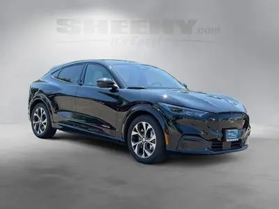 2023 Ford Mustang-Mach-e Premium photo 2