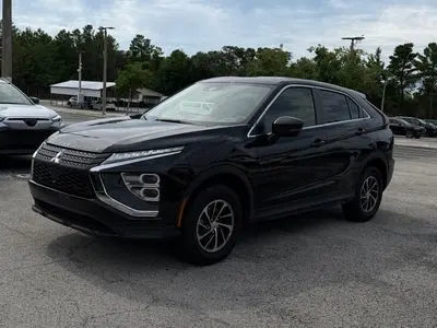 2023 Mitsubishi Eclipse Cross ES S-AWC photo 3