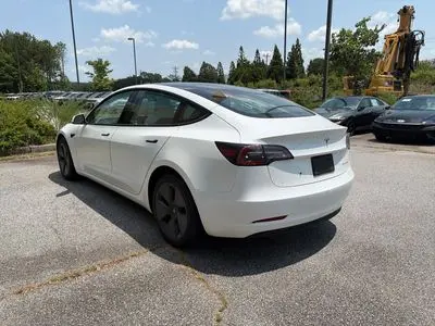 2023 Tesla Model 3 Long Range photo 4