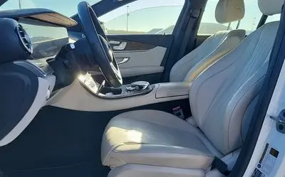 2019 Mercedes-Benz E-Class E450 4MATIC photo 4